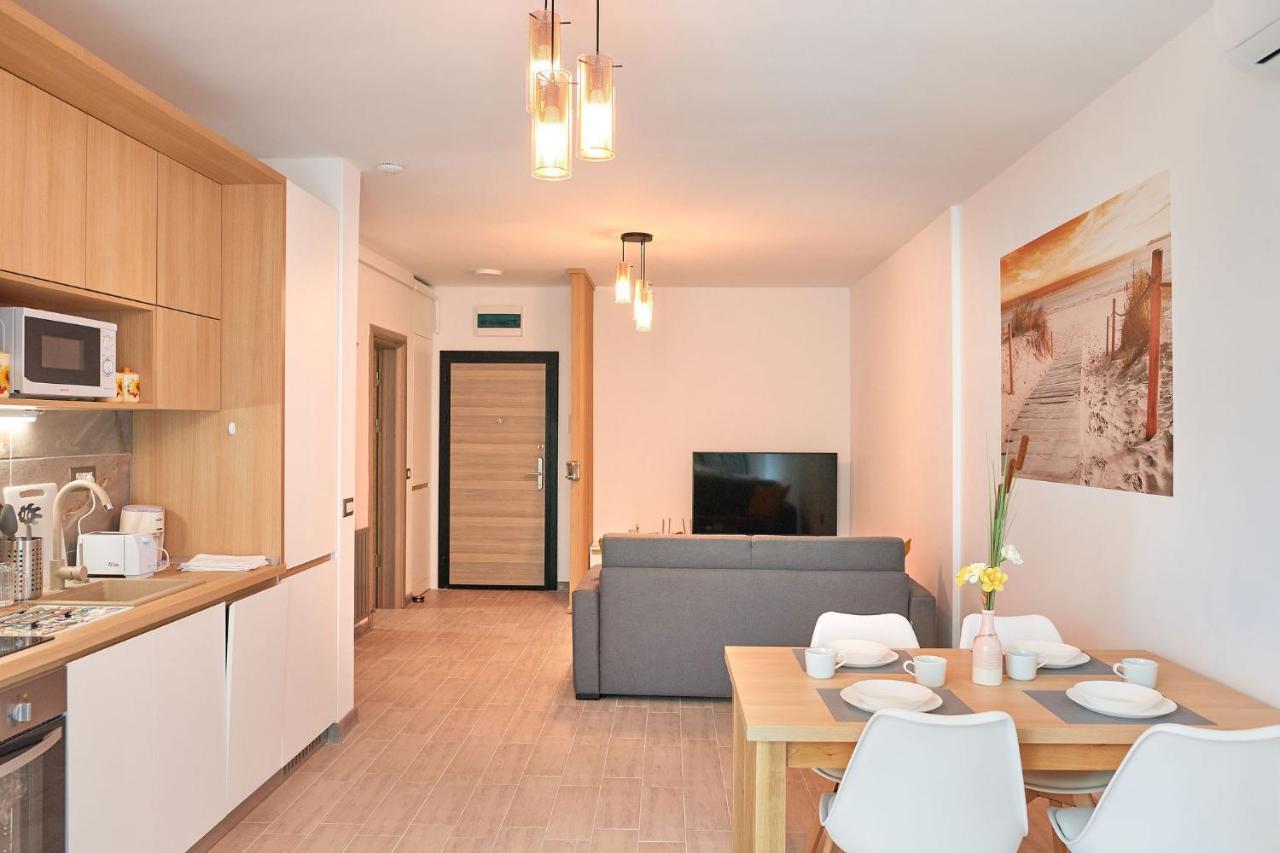 Opal Luxury Apartment 110 Spa N Pool Beach Resort Năvodari Kültér fotó